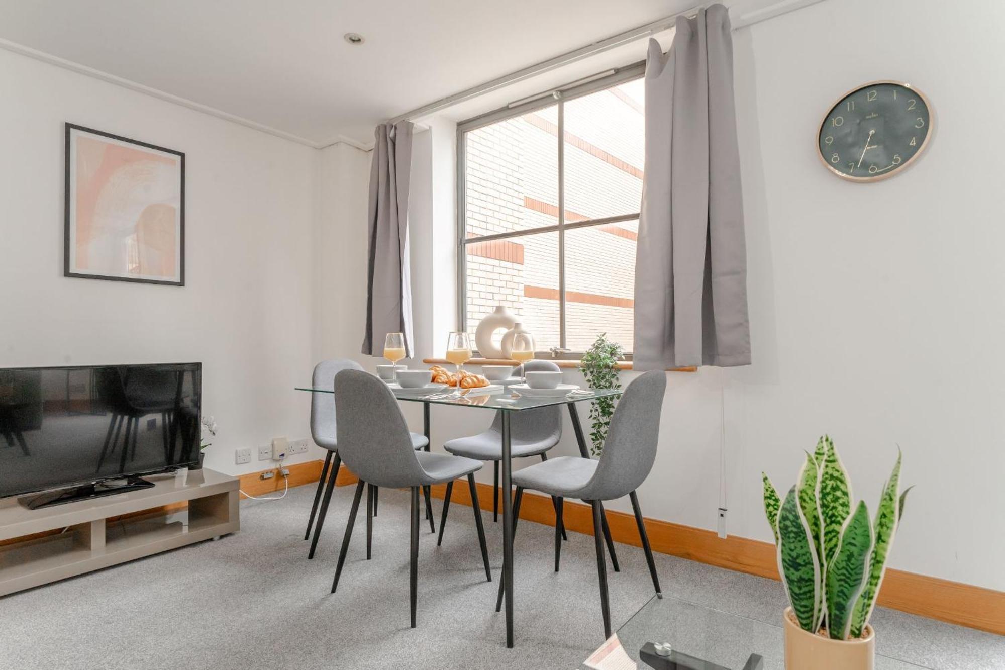 Holborn - 2Br Near Covent Garden -Cityapartmentstay London Kültér fotó